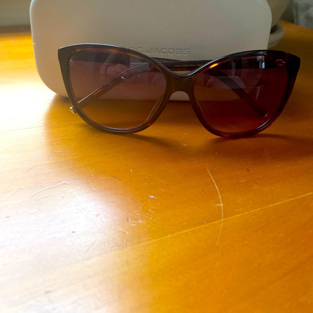 Marc Jacobs sunglasses